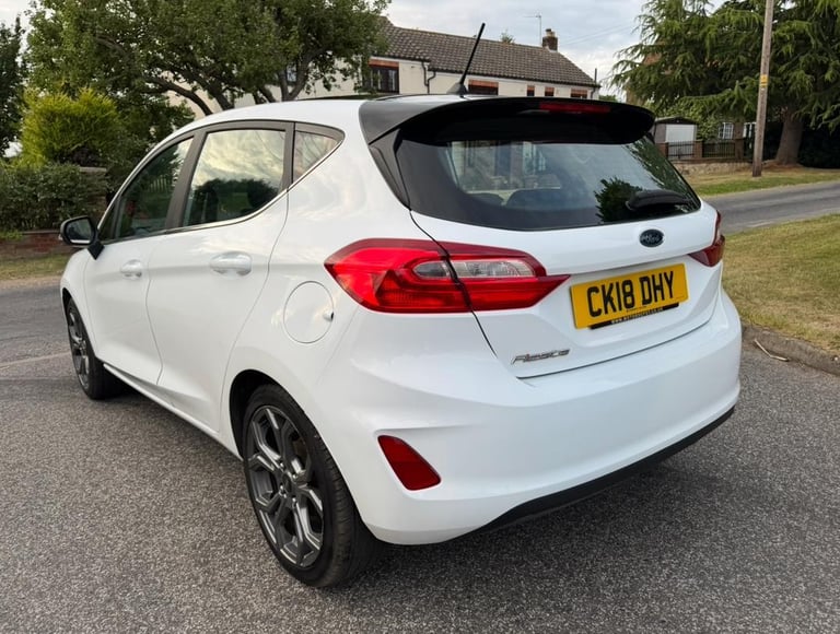 2018 FORD FIESTA 1.0T ZETEC 5 DOOR RUNS/DRIVES GREAT WET BELT DONE JUST SERVICED