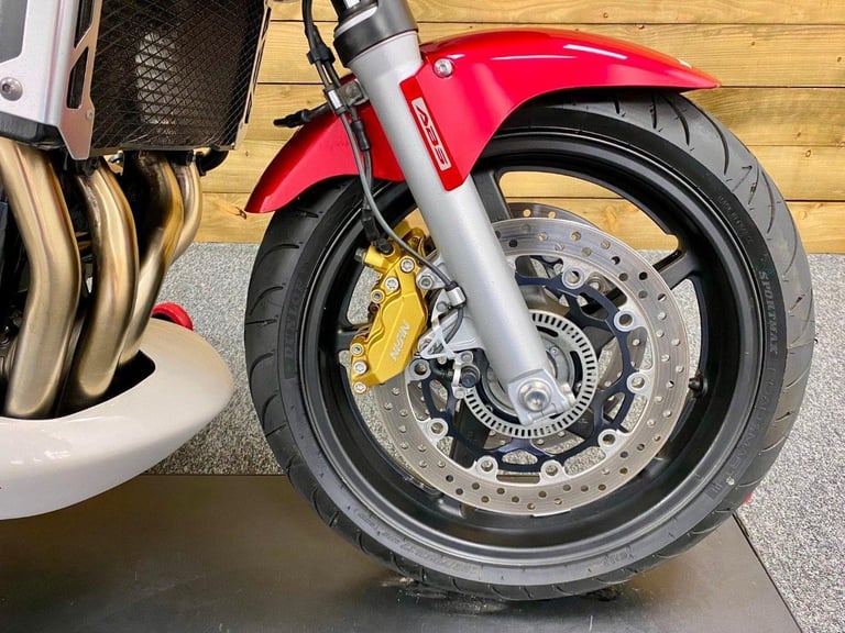 Superb 2007 Honda CB1300S, Only 13,019 FSHOM, 3 owners from New, Stunning! 