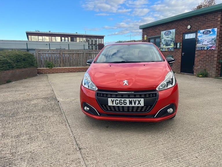 2016 Peugeot 208 1.2 PureTech Active Design Menthol 5dr HATCHBACK Petrol Manual