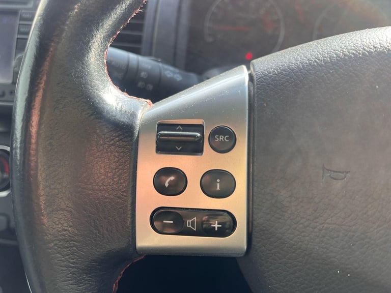 2010 Nissan Note 1.6 16V Tekna Auto Euro 4 5dr MPV Petrol Automatic