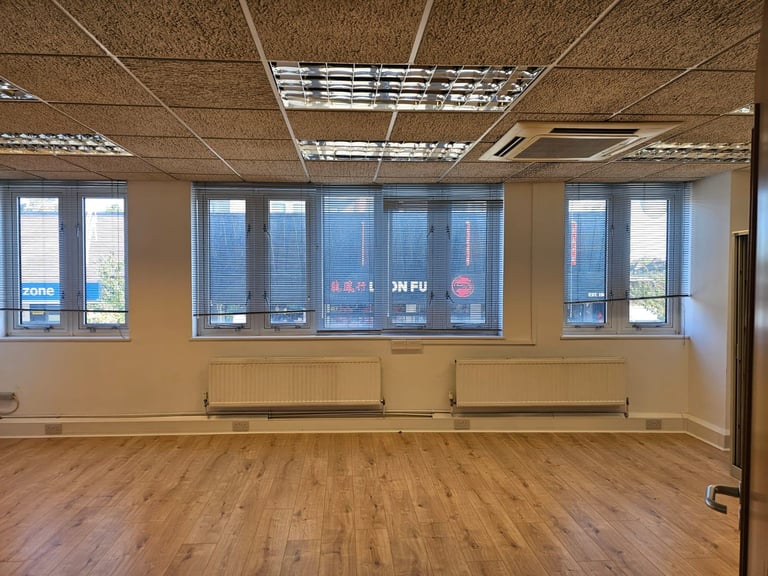 New Malden High Street office to rent