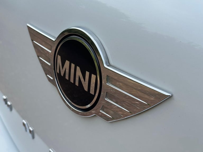 2015 MINI Countryman 1.6 Cooper Auto Euro 6 5dr HATCHBACK Petrol Automatic