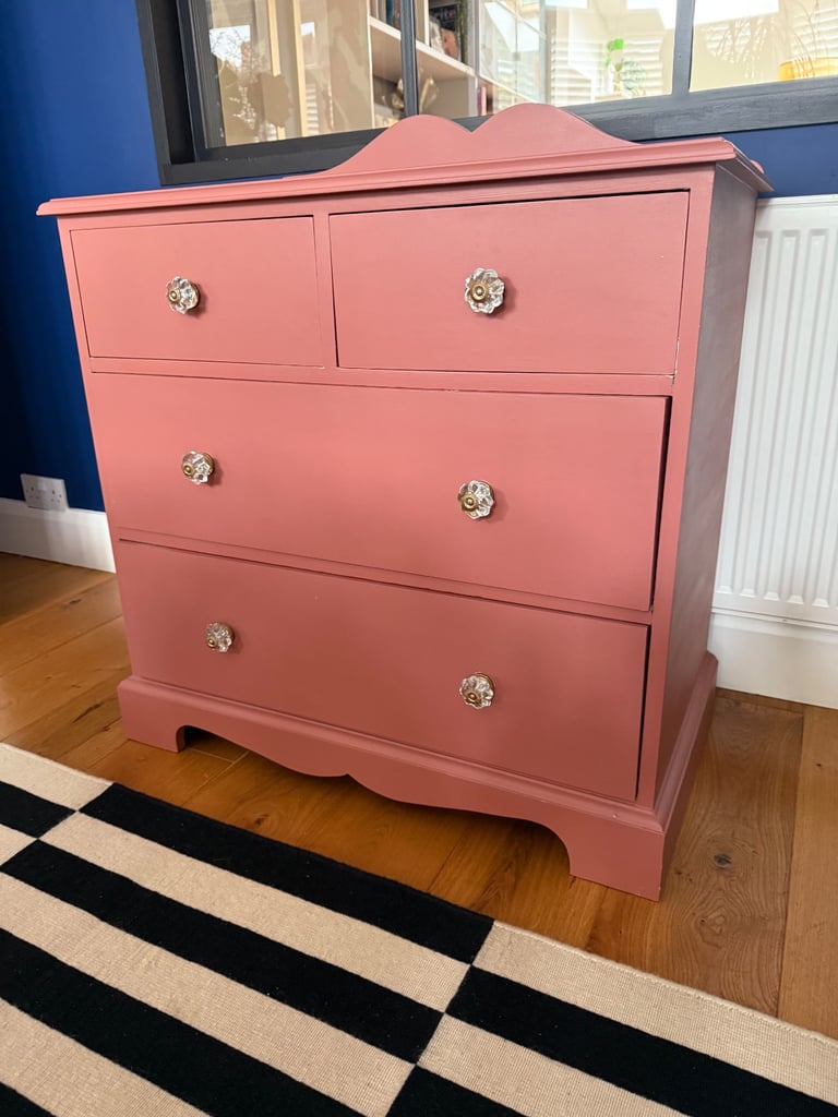 image for Chest of drawers 