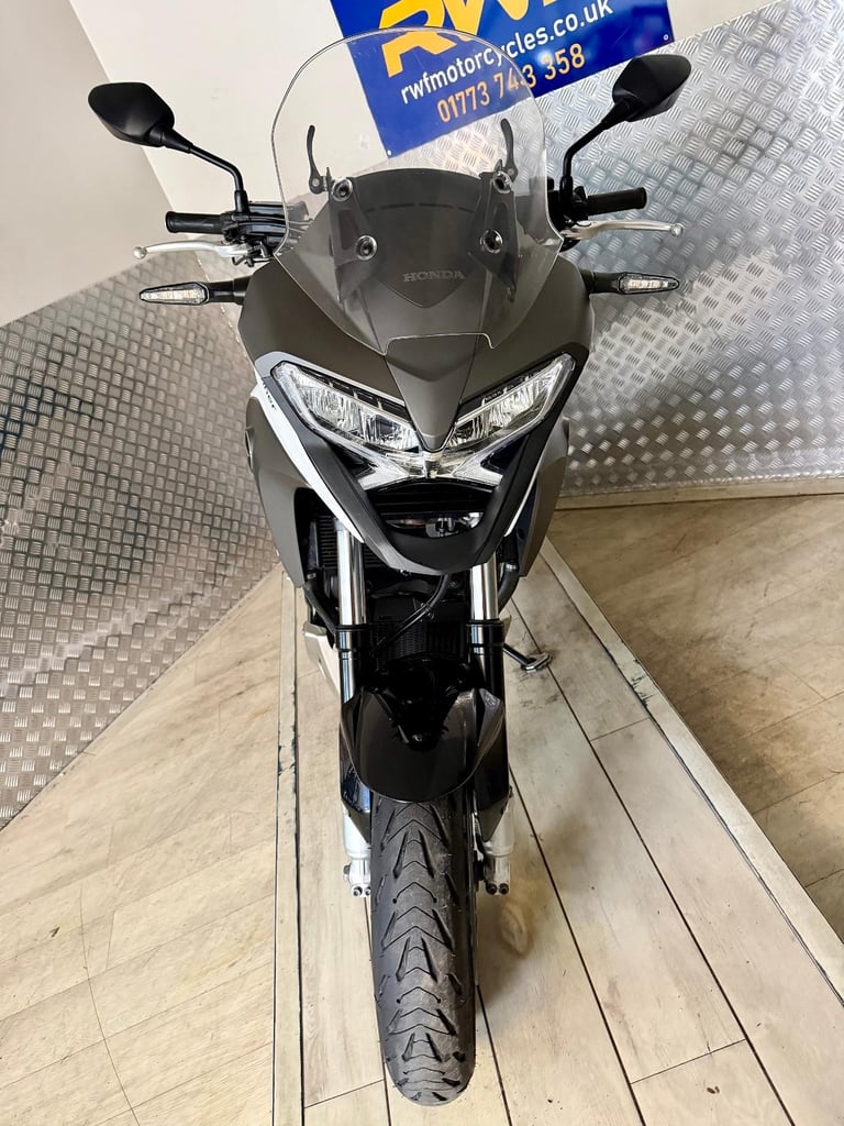 HONDA VFR 800X CROSSRUNNER, 2016, 66 REG, 15,763 MILES, SH, EXCELLENT COND 