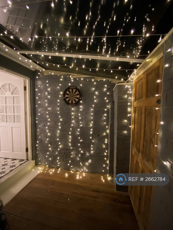 1 bedroom in St. Annes Terrace, Cheltenham, GL52 (#2662784)