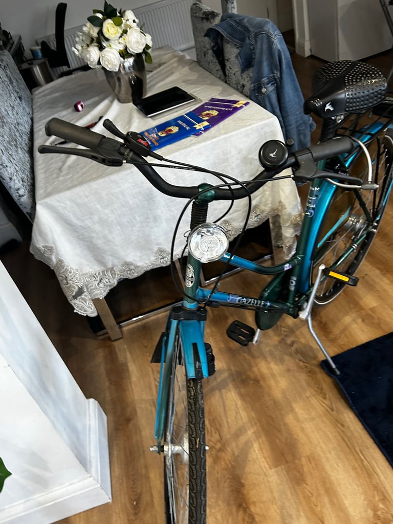 Bike 28 inch wheels 