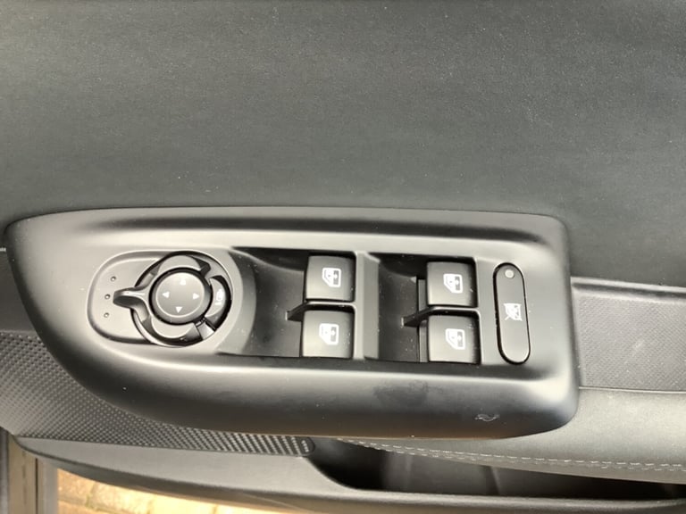 2023 Alfa Romeo Tonale 1.5 MHEV Ti 5dr Auto Hatchback Petrol Automatic