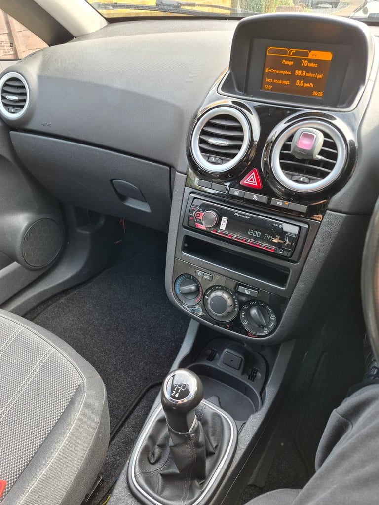 Vauxhall, CORSA, Hatchback, 2014, Manual, 1364 (cc), 3 doors