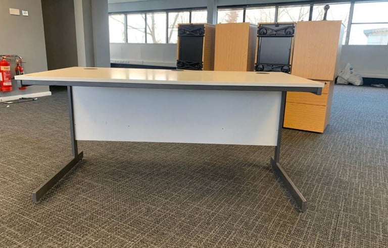 JOBLOT Office Furniture SURPLUS STOCK For Sale Over 100 Desks/Chairs/Cabinets/Cupboards 14