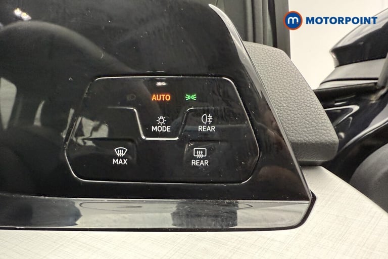 2021 Volkswagen Golf 1.5 eTSI 150 Life 5dr DSG Hatchback Petrol Automatic