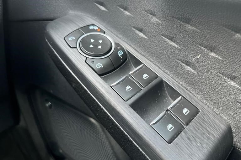 2020 Ford Kuga 2.0 EcoBlue MHEV ST-Line X SUV 5dr Diesel Manual Euro 6 (s/s) (150 ps) **Sy SUV Di...