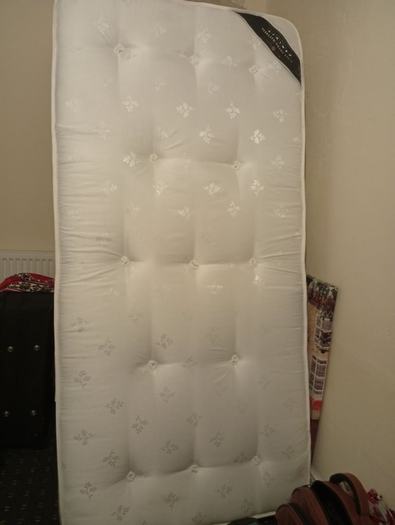 image for Good quality single mattress. New