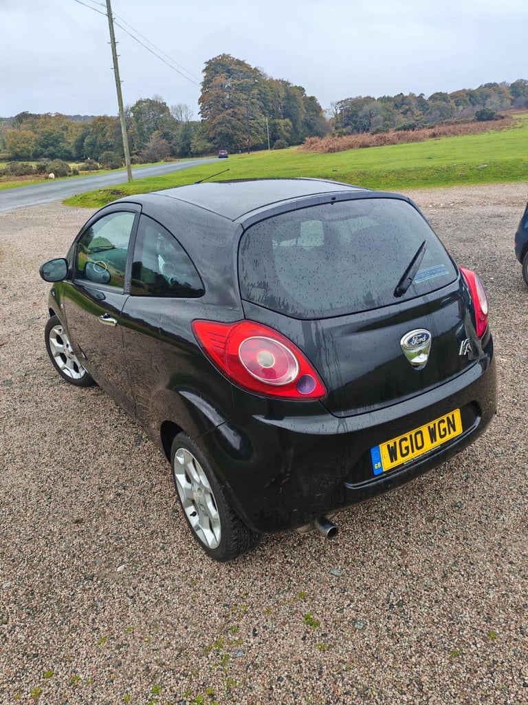 Ford, KA, Hatchback, 2010, Manual, 1242 (cc), 3 doors
