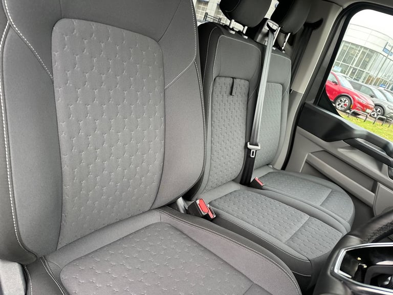 2025 Ford Transit Custom 320 LWB 2.0 Tdci Limited 136PS D/Cab Crew Bus Diesel Manual