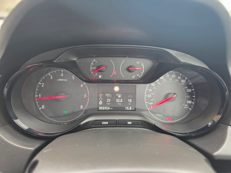 Vauxhall Grandland X SE