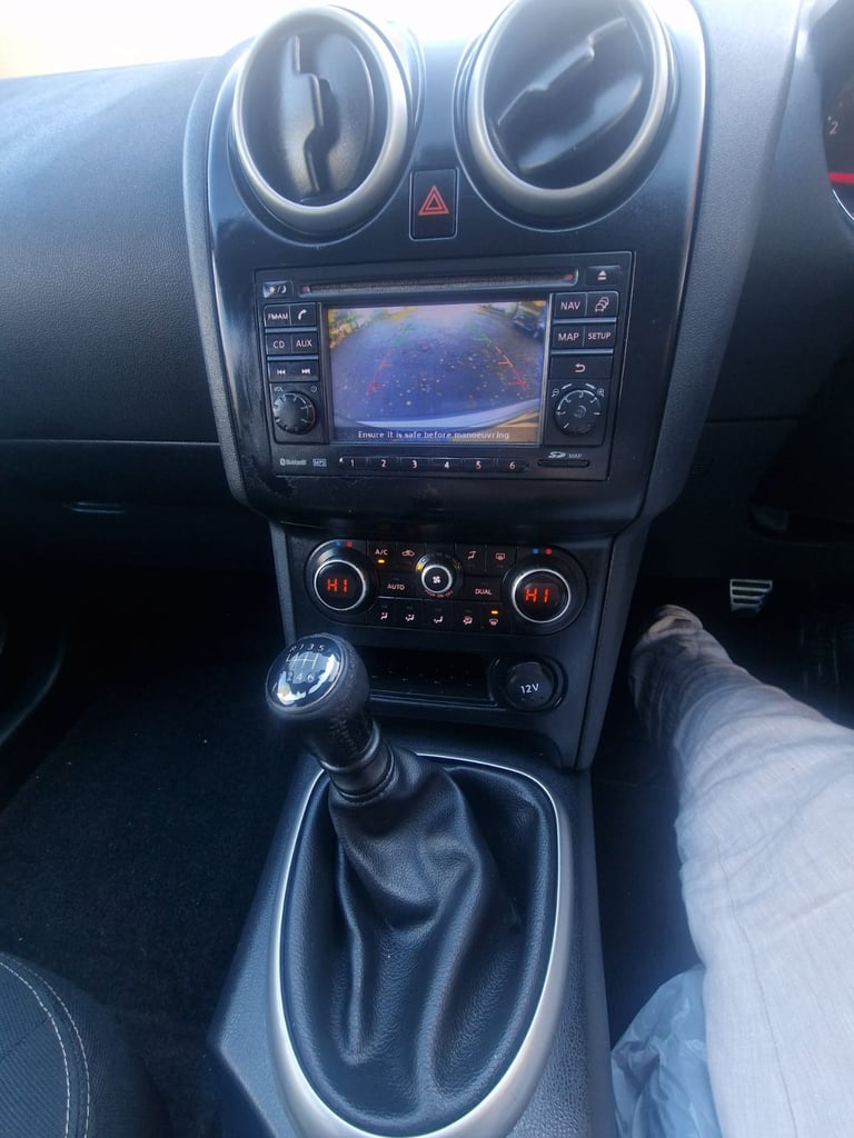 Nissan, QASHQAI, Hatchback, 2011, Manual, 1461 (cc), 5 doors