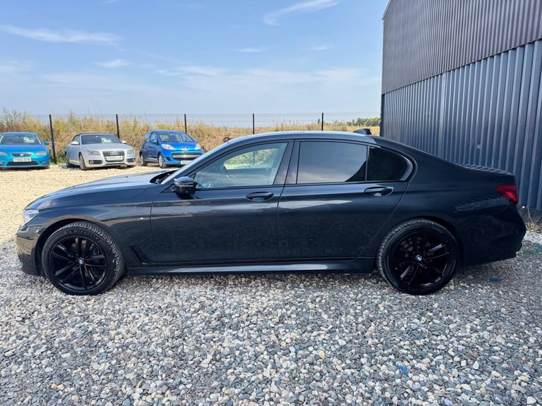 2015 BMW 7 Series 3.0 730d M Sport Auto xDrive Euro 6 (s/s) 4dr SALOON Diesel Automatic