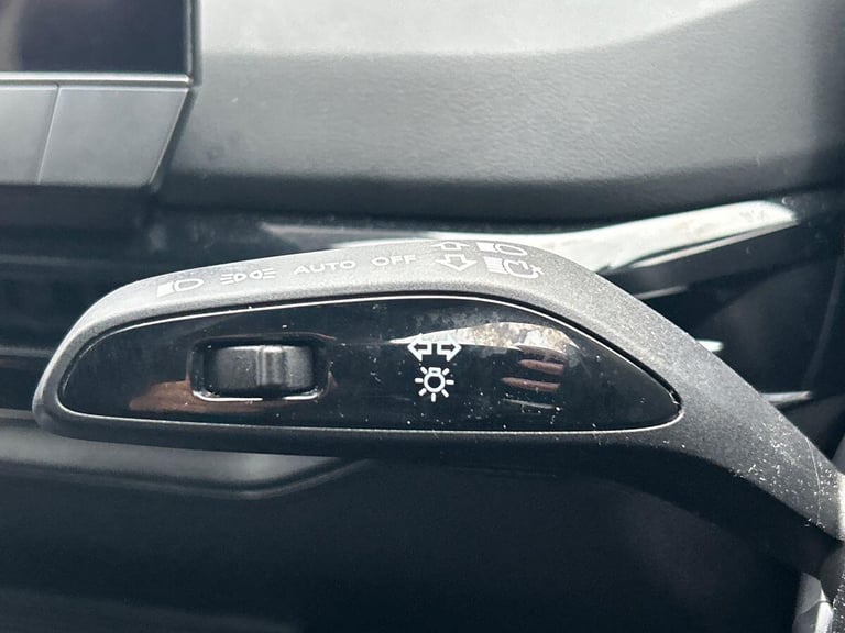 2024 MG MG4 64kWh Trophy Long Range Hatchback 5dr Electric Auto (203 ps) Hatchback ELECTRIC Autom...