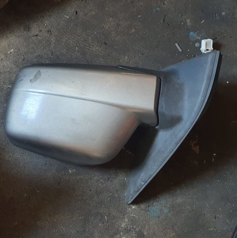 Nissan X Trail Left Side Wing Mirror Silver 2004