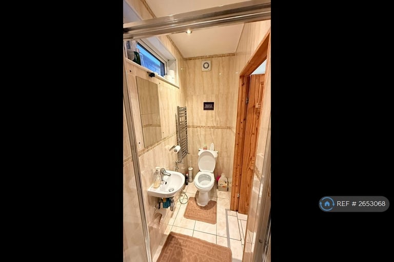 3 bedroom house in Longthornton Road, London, SW16 (3 bed) (#2653068)