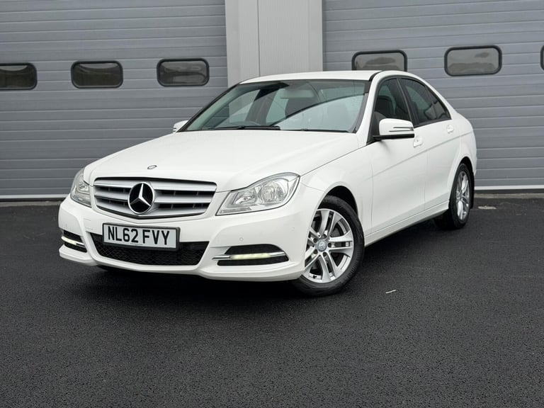 image for 2012 Mercedes-Benz C-Class C220 CDI BlueEFFICIENCY Executive SE 4dr Auto SALOON Diesel Automatic