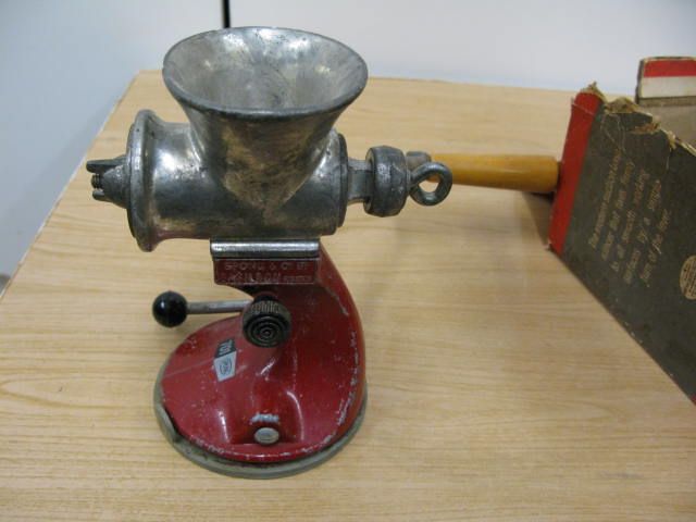 Retro Spong Mincer . Model 701