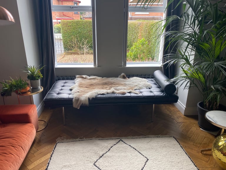 image for Mid century day bed 