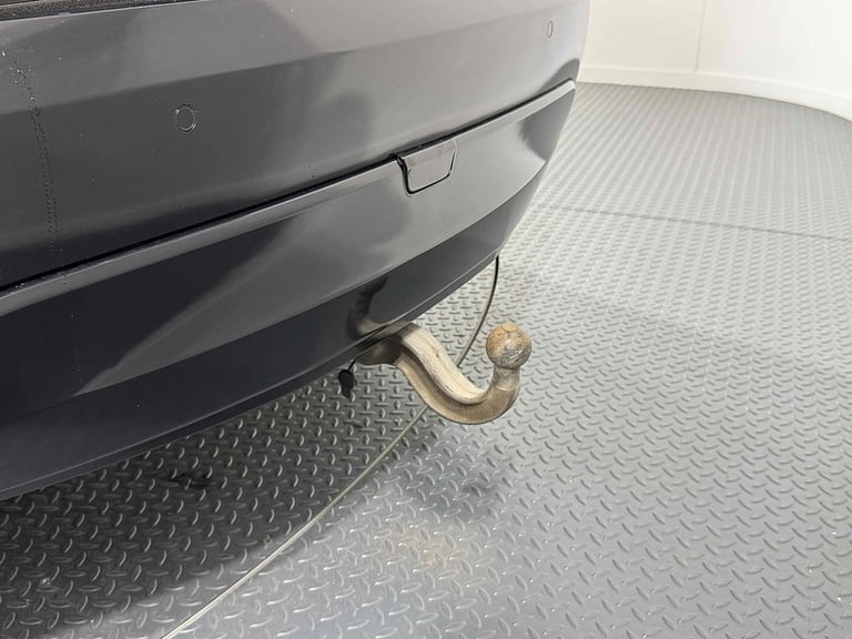 2019 Land Rover Discovery SD V6 Anniversary Edition SUV Diesel Automatic