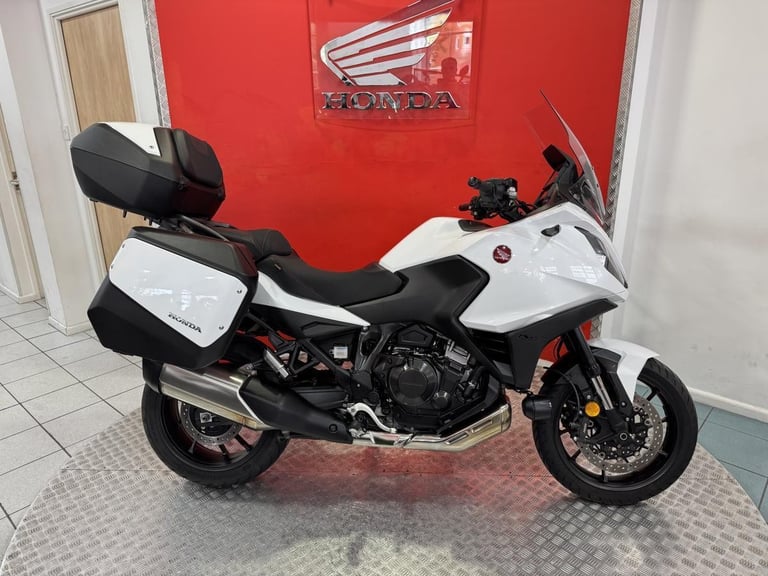 NT1100 NT 1100 A-P Tourer Manual