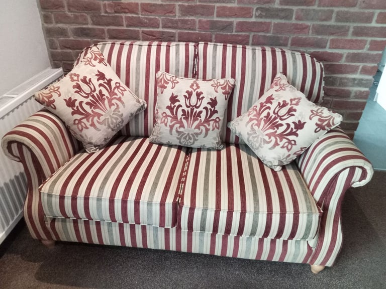 2 x 2 seater settees 