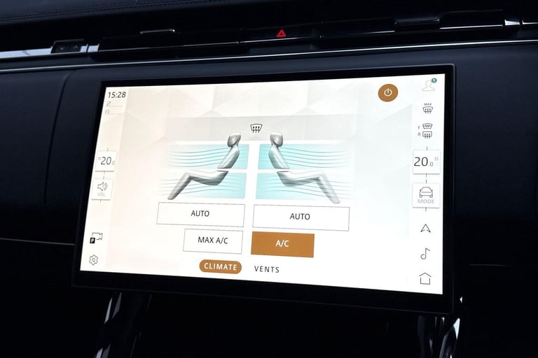 2023 Land Rover Range Rover Sport 3.0 D300 MHEV Dynamic SE SUV 5dr Diesel Auto 4WD Euro 6 (s/s) (...