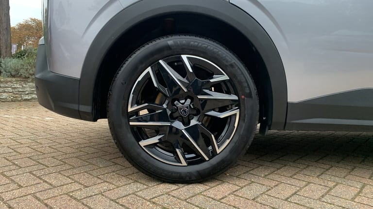 2024 Peugeot 3008 1.2 MHEV GT SUV 5dr Petrol Hybrid e-DSC Euro 6 (s/s) (136 ps) SUV Hybrid Automatic