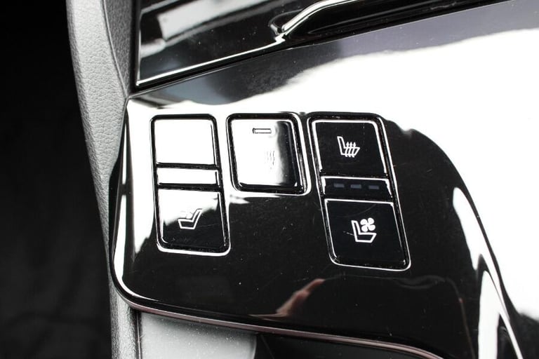 2023 Kia Sportage 1.6 T Gdi 13.8kwh Gt Line S Suv 5dr Petrol Plug In Hybrid Auto Awd Euro 6 ( EST...