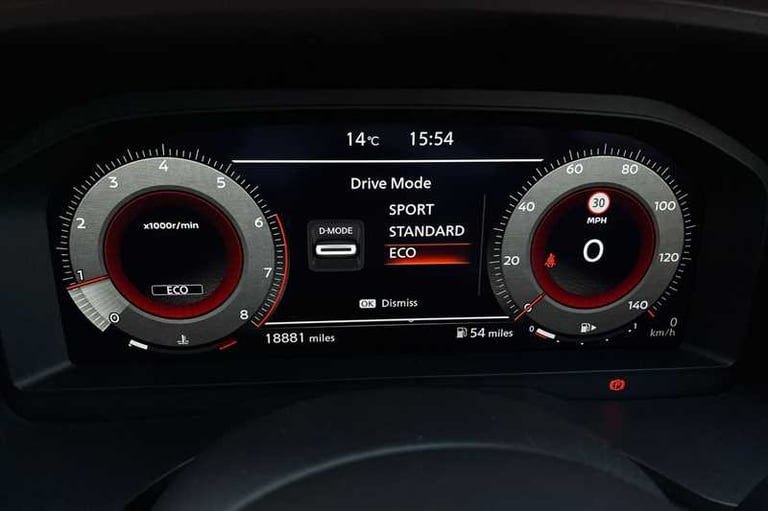 2022 Nissan Qashqai 1.3 DIG-T MH TEKNA 5DR Hatchback Petrol Manual