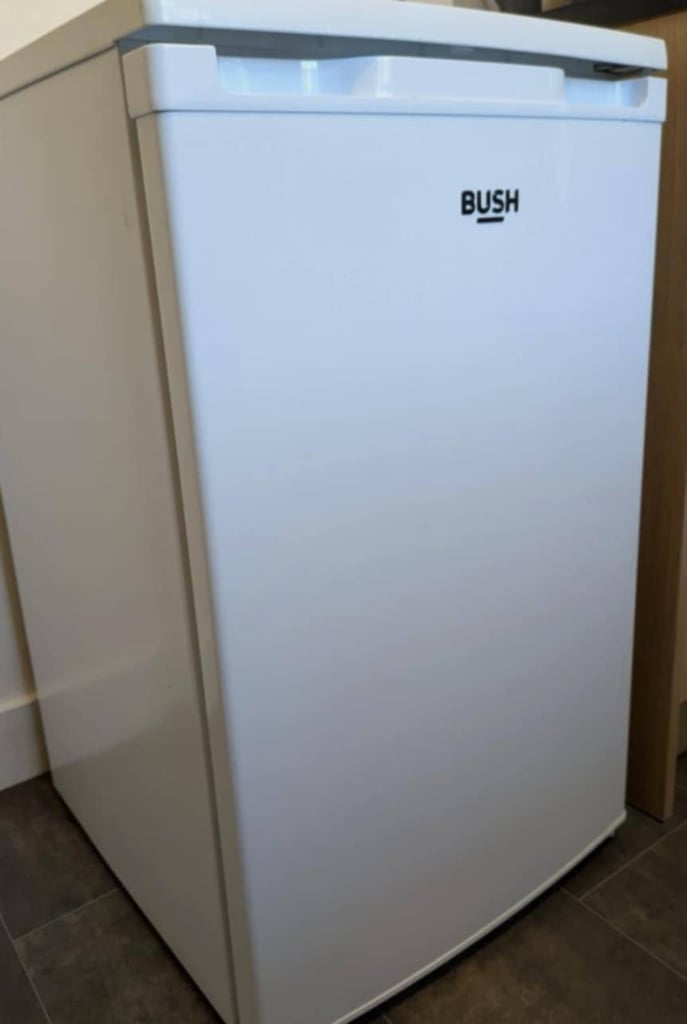 image for undercounter fridge, can deliver