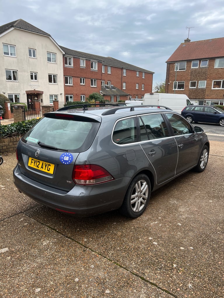 Volkswagen, GOLF, Estate, 2012, Semi-Auto, 1598 (cc), 5 doors