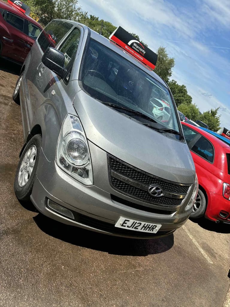 2012 Hyundai i800 2.5 CRDi Style 5dr Auto MPV Diesel Automatic