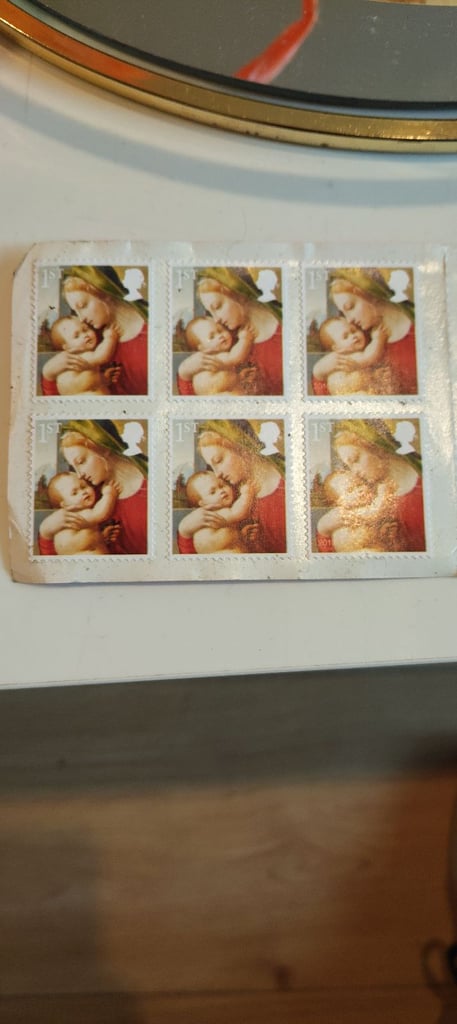 image for 6 collectable Royal mail Christmas stamps 