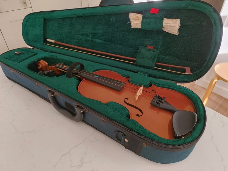 image for Stentor 1/2 size violin