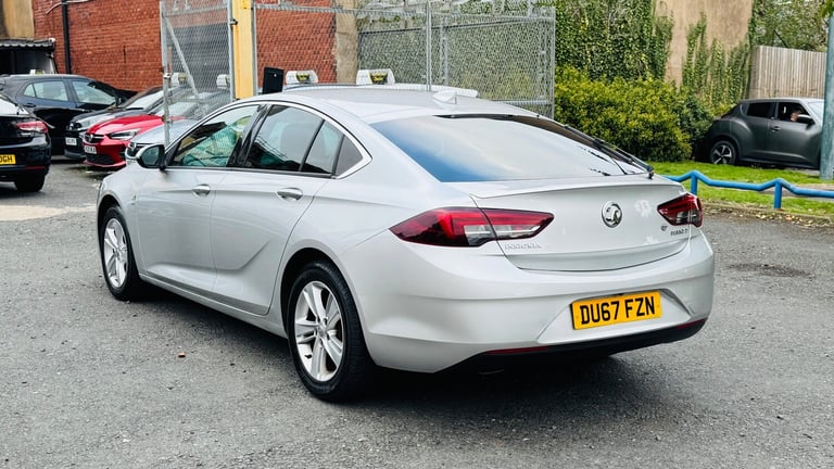 2017 Vauxhall Insignia SRI NAV 5-Door Diesel