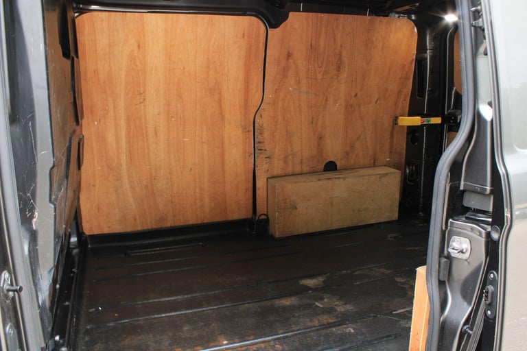 2021 Ford Transit Custom 2.0 300 EcoBlue Limited L1 H1 Euro 6 (s/s) 5dr PANEL VAN Diesel Manual