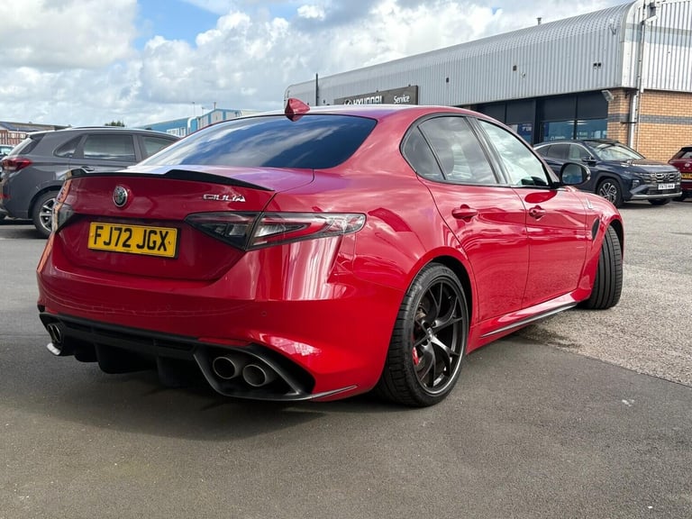2022 Alfa Romeo Giulia 2.9 V6 Bi-Turbo Quadrifoglio Saloon 4dr Petrol GPF Auto Euro 6 (s/s) (510 ...