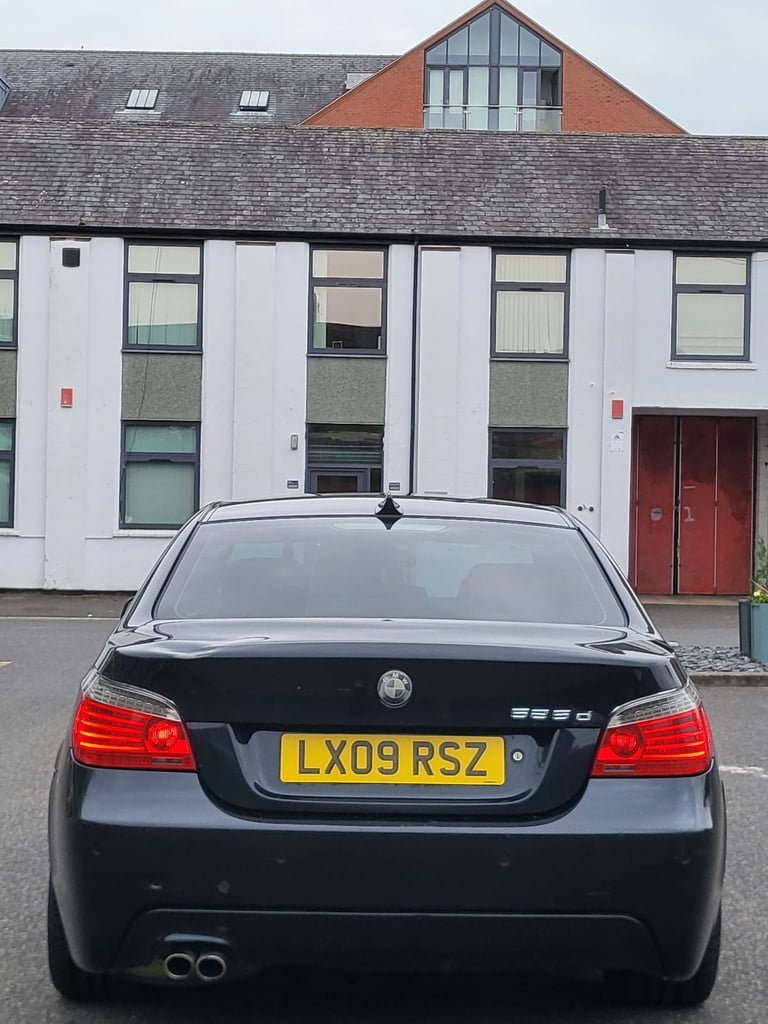 BMW, 5 SERIES, Saloon, 2009, Semi-Auto, 2993 (cc), 4 doors