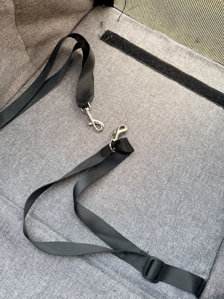 Puppy / Dog Pram pushchair