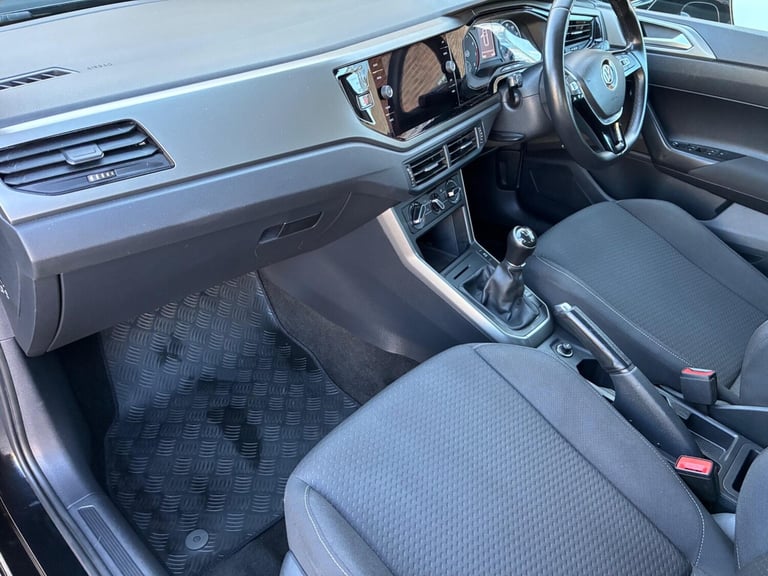 2018 Volkswagen Polo 1.0 TSI SE Euro 6 (s/s) 5dr HATCHBACK Petrol Manual