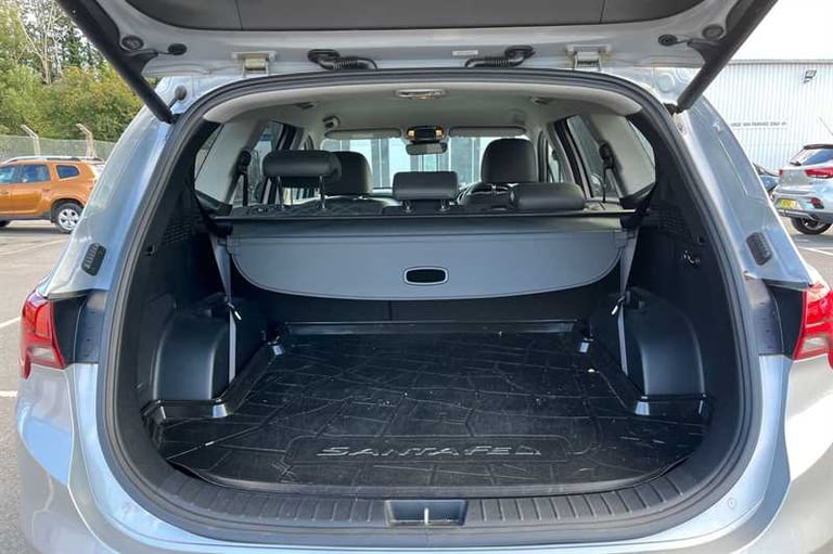 2022 Hyundai Santa Fe 1.6 TGDi Hybrid Premium 5dr 4WD Auto ESTATE PETROL/ELECTRIC Automatic