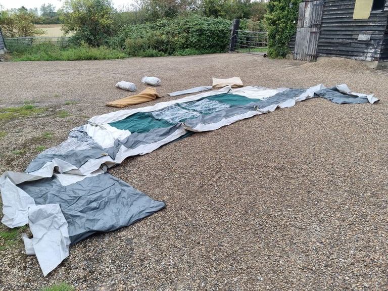 Conway cruiser/crusader awning only with x2 under bed tents  with poles  measurements in picture