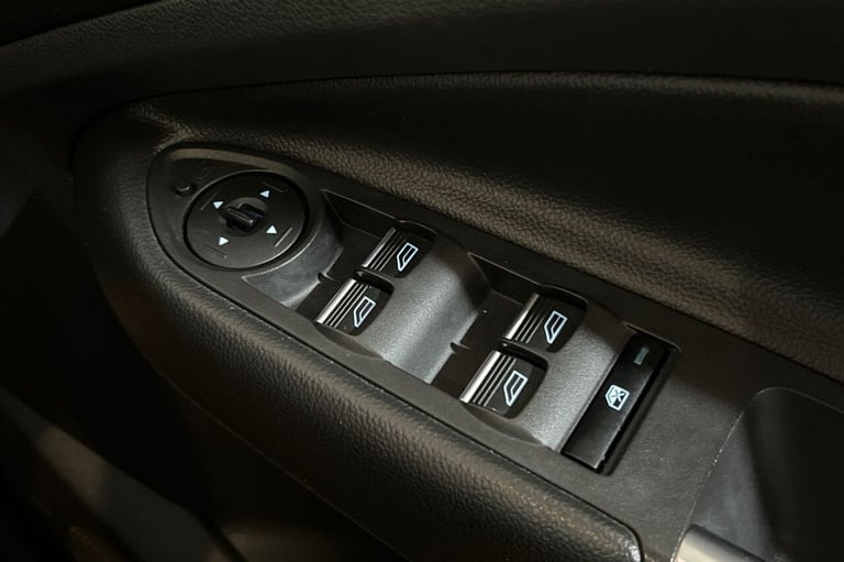 2019 19 FORD KUGA 1.5T ECOBOOST ST-LINE EDITION SUV 5DR PETROL MANUAL EURO 6 (S/