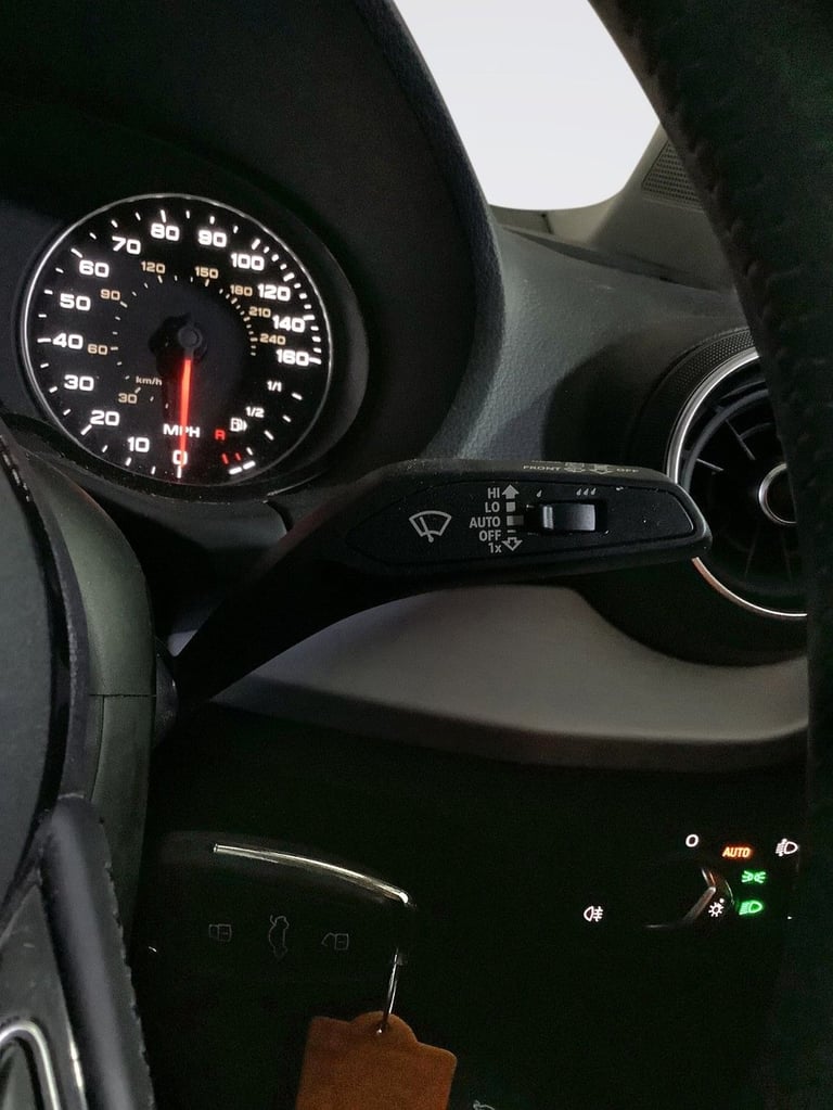 2020 Audi Q2 1.0 TFSI 30 Sport SUV 5dr Petrol Manual Euro 6 (s/s) (116 ps) ESTATE Petrol Manual