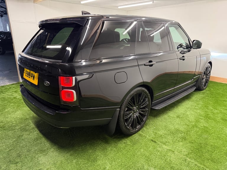 2021 Land Rover Range Rover 3.0 D300 Westminster Black 4dr Auto ESTATE Diesel Automatic